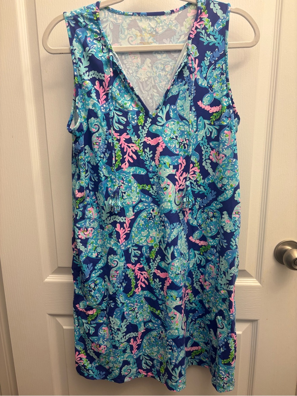 Lilly Pulitzer UPF 50+ Sea Turtle Print Sleeveless Dress - Women’s Small